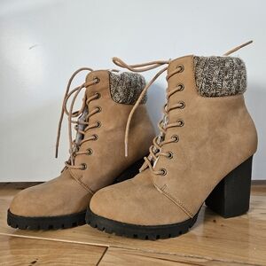 Women's Timberland-Style Chunky Heel Boots